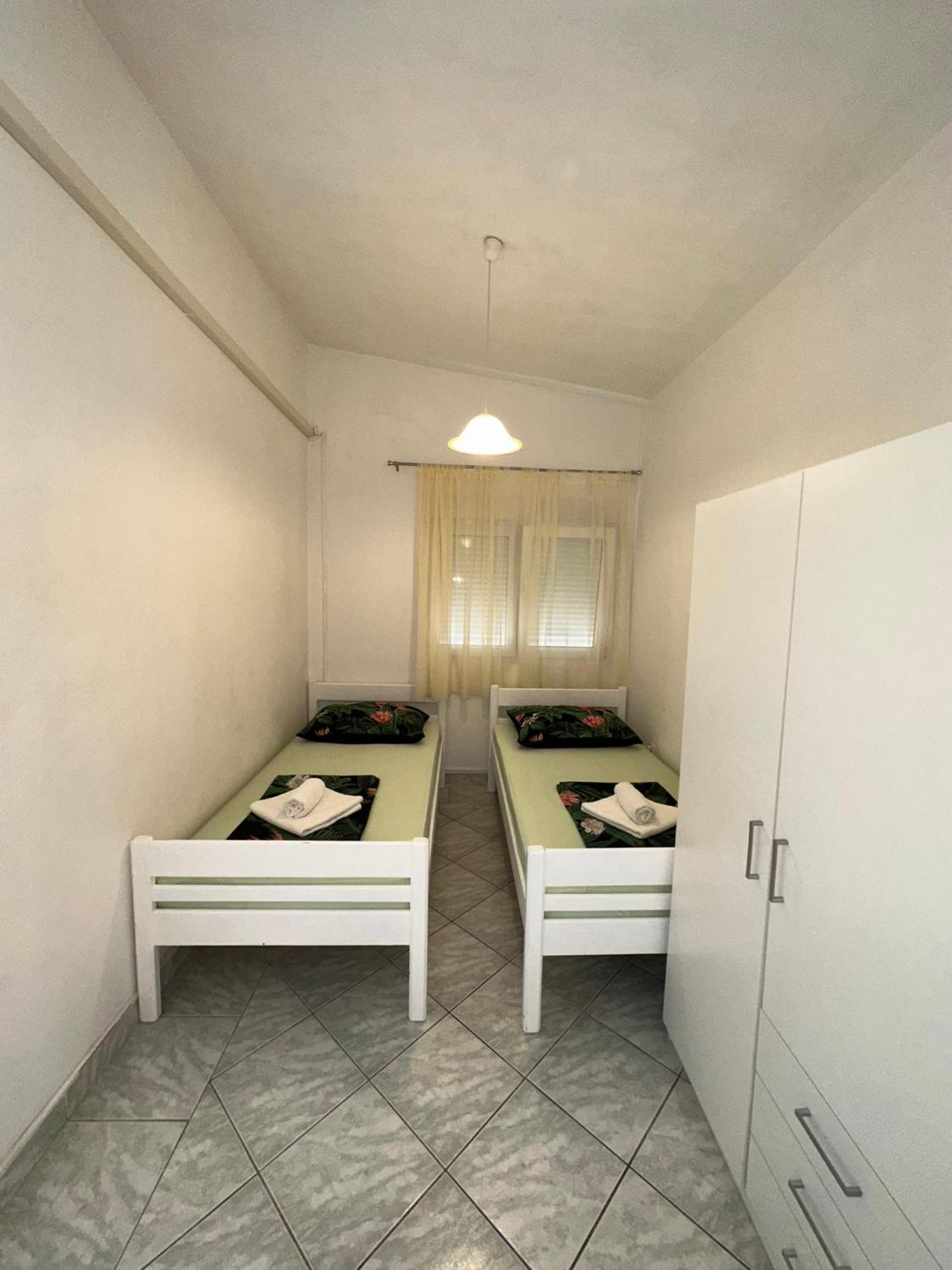 Apartmani Matovina ヴィル エクステリア 写真