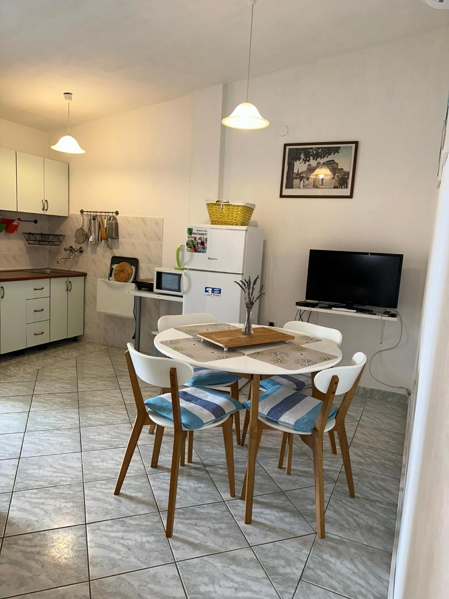 Apartmani Matovina ヴィル エクステリア 写真
